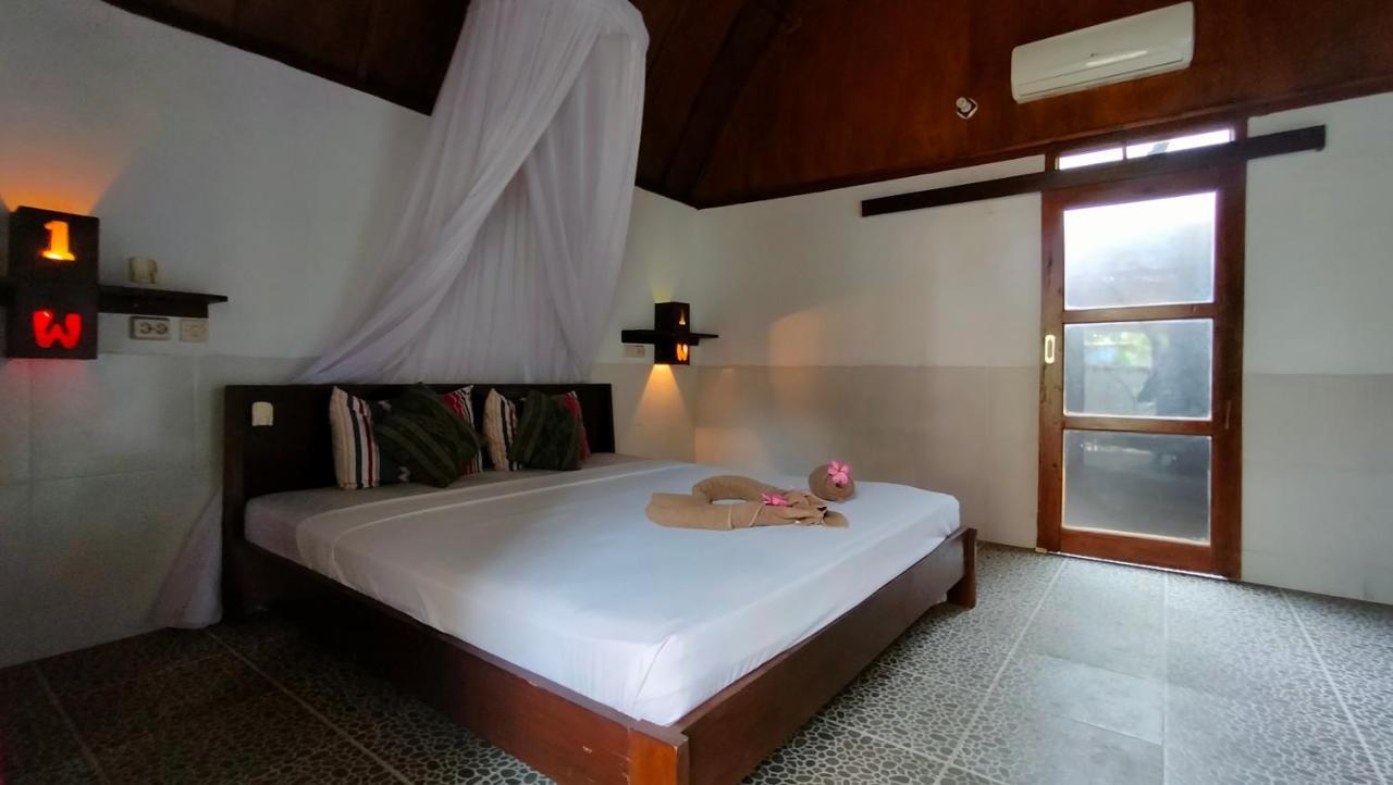 Maxal Bungalow Hotel กิลิไอร์ ภายนอก รูปภาพ