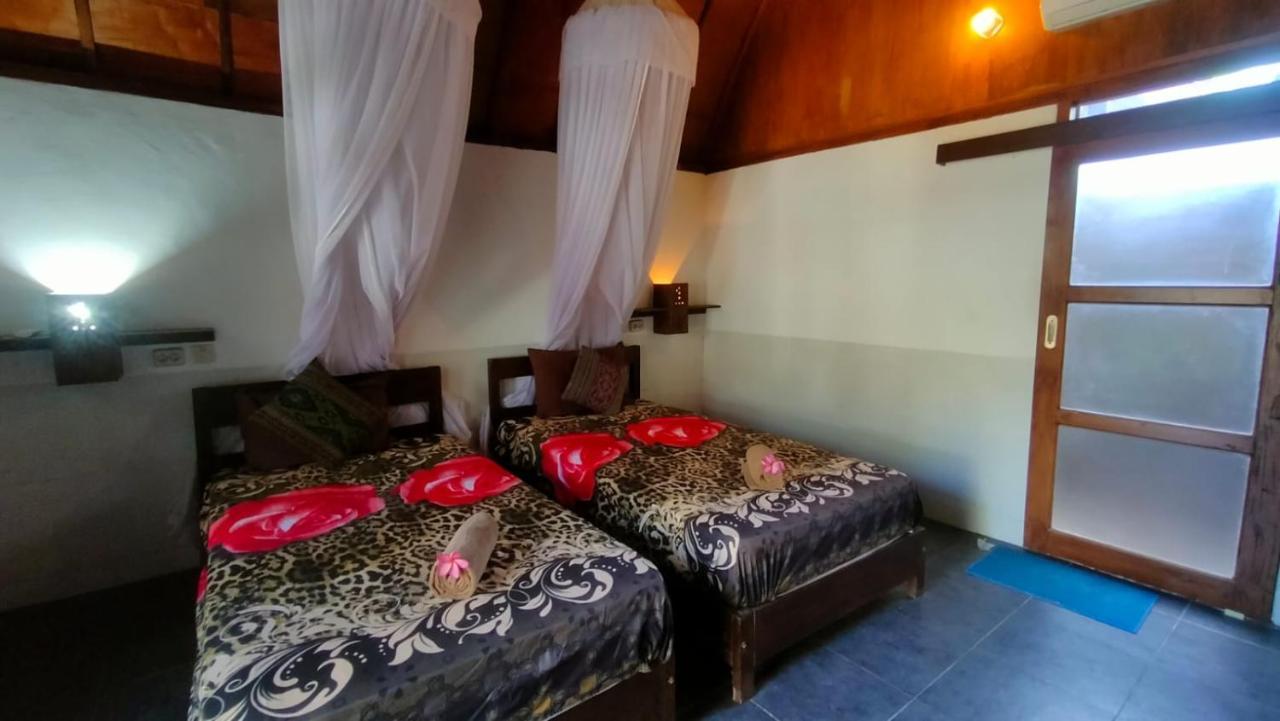 Maxal Bungalow Hotel กิลิไอร์ ภายนอก รูปภาพ