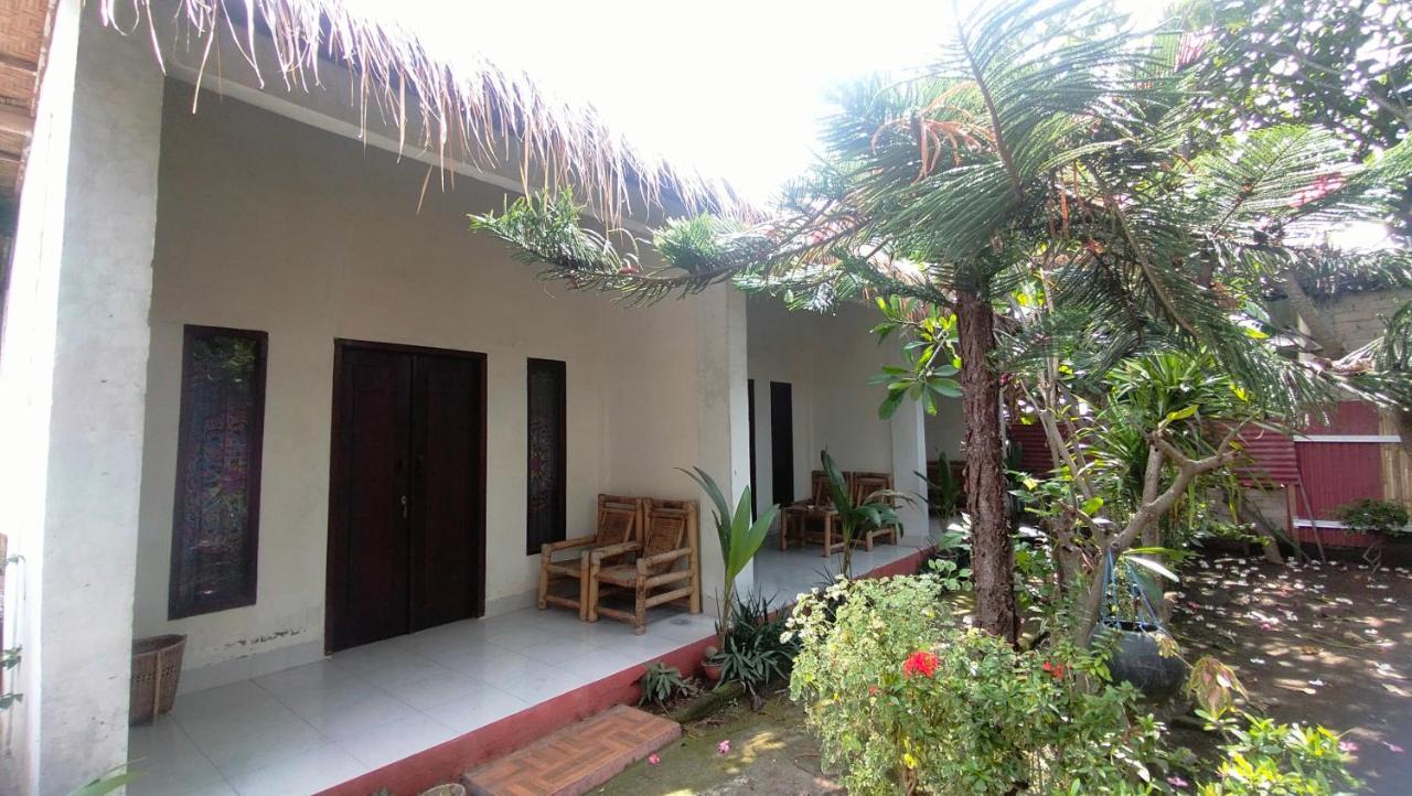 Maxal Bungalow Hotel กิลิไอร์ ภายนอก รูปภาพ