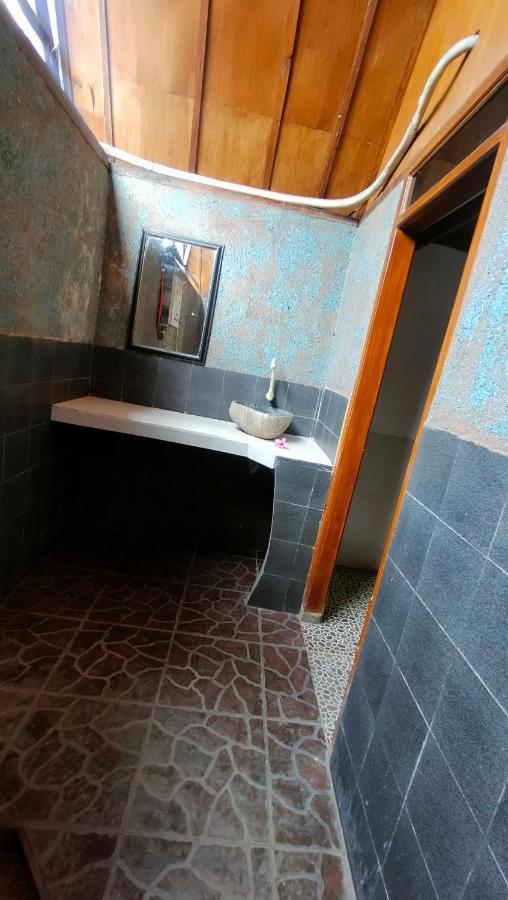 Maxal Bungalow Hotel กิลิไอร์ ภายนอก รูปภาพ