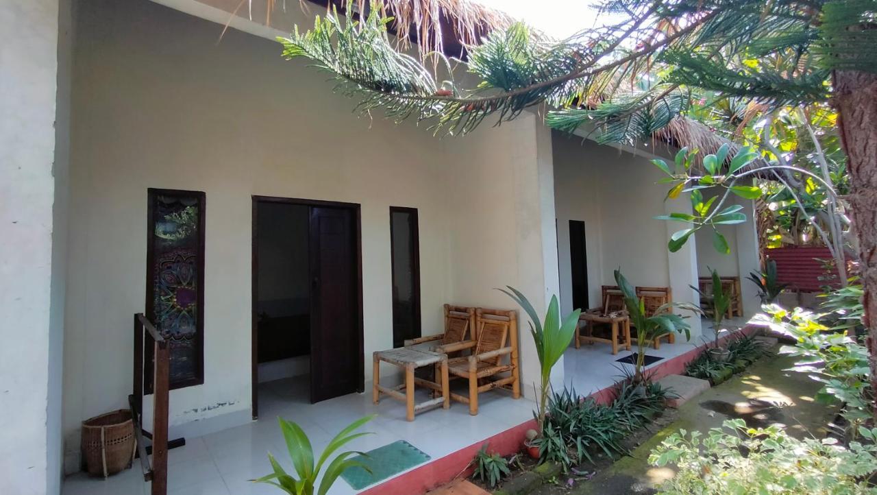 Maxal Bungalow Hotel กิลิไอร์ ภายนอก รูปภาพ