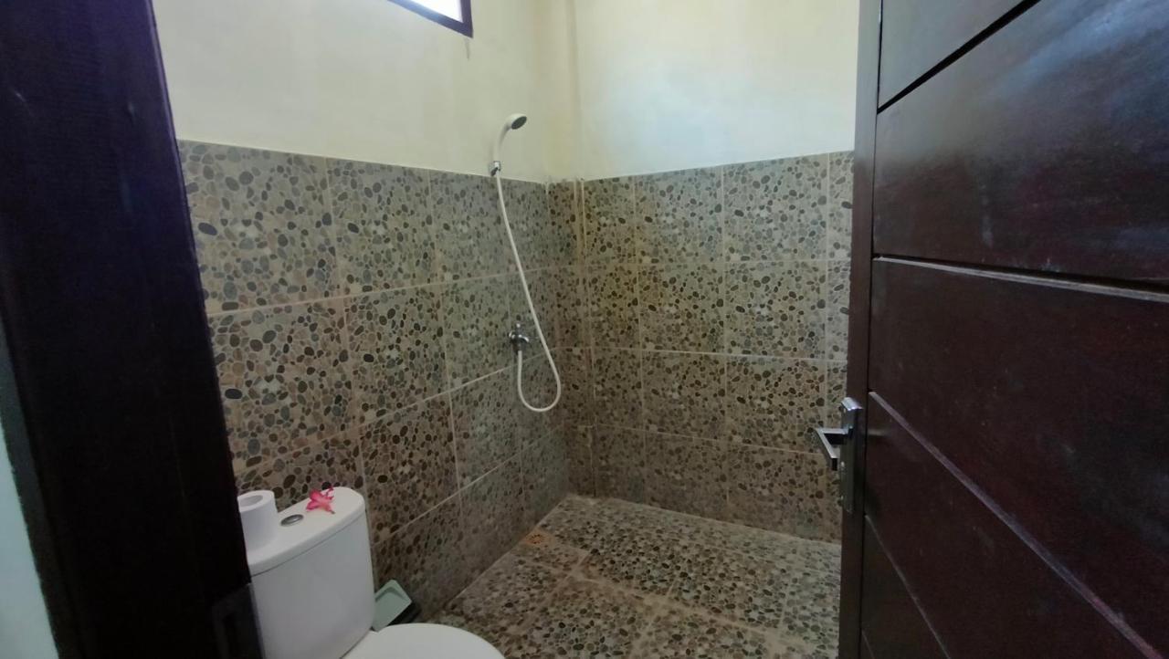 Maxal Bungalow Hotel กิลิไอร์ ภายนอก รูปภาพ