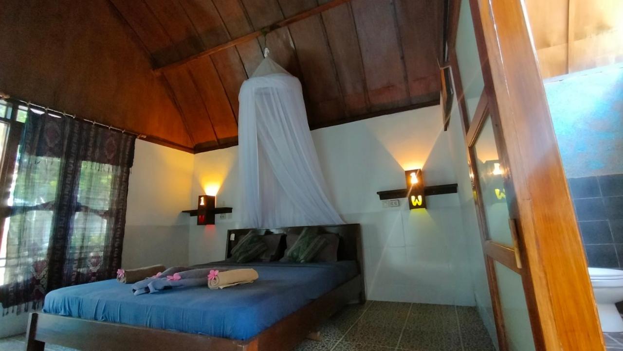 Maxal Bungalow Hotel กิลิไอร์ ภายนอก รูปภาพ